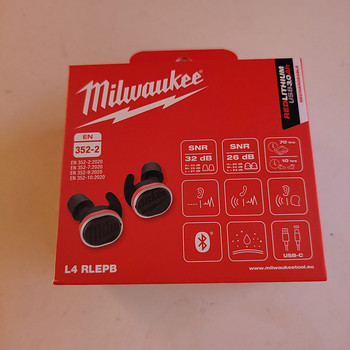 Наушники Milwaukee