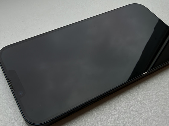 iPhone 14 Plus (128 GB) — Midnight