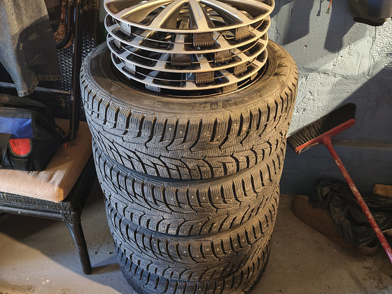 205/55 R16 Hankook зимняя резина+диски+колпаки. (Peug.308)