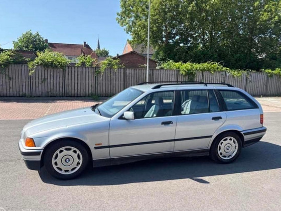 BMW e36 318i touring