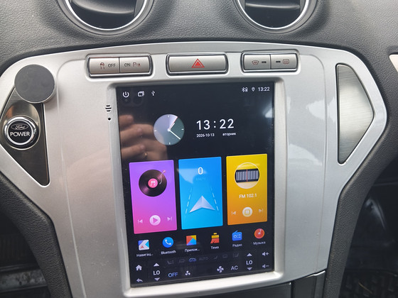 Android Ford Mondeo 4 jaoks
