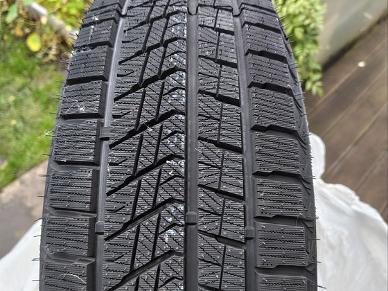 Uued rehvid 195/65R15 - Новые шины 195/65R15