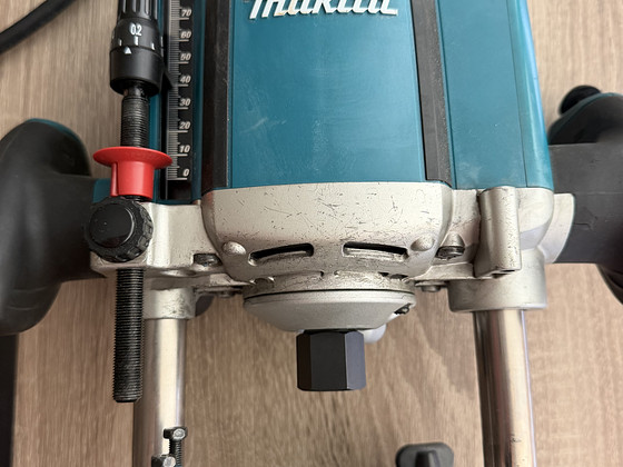 Makita frees 12mm