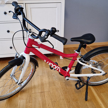 Woom Go 4 tumeroosa, 20" tolline lasteratas, laste jalgratas