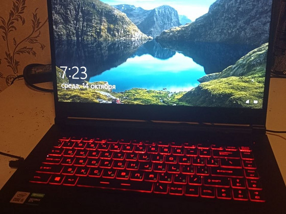 Ноутбук MSI GF63 Thin 10SC