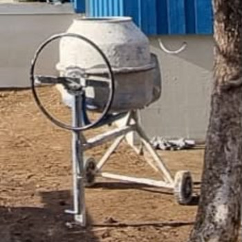 Müüa kasutatud segumasin 180l