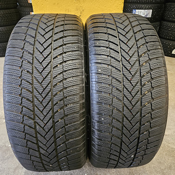 255 45 R 20 Bridgestone Blizzak LM005