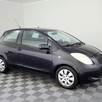 Toyota Yaris Linea Sol A-C ATM 1.3 64kW