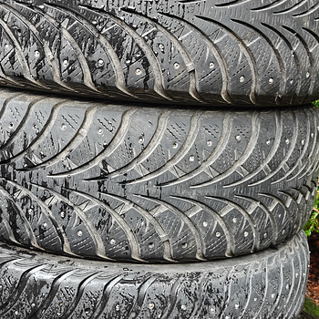 205/60 R16