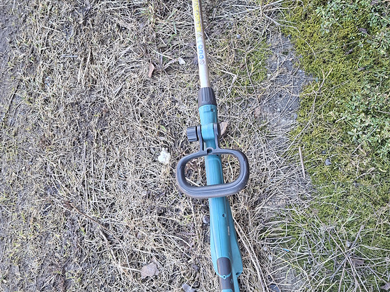 Makita akutrimmer