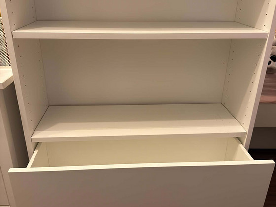 Ikea Billy raamaturiiul sahtliga