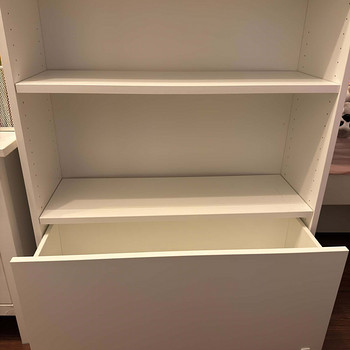 Книжный шкаф Ikea Billy с ящиком