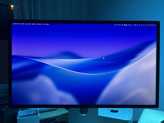 Apple Studio Display with adjustable stand 27