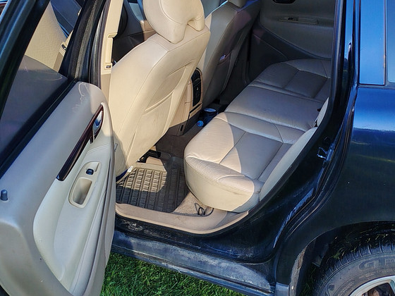 Volvo V70 D5 136 кВт 293000 км, автомат