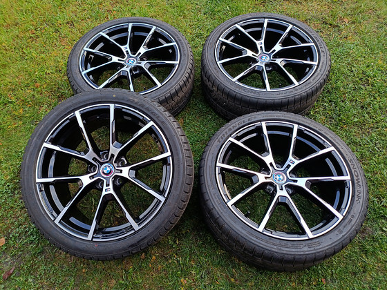 19 BMW erilaiad valuveljed lamellrehviga