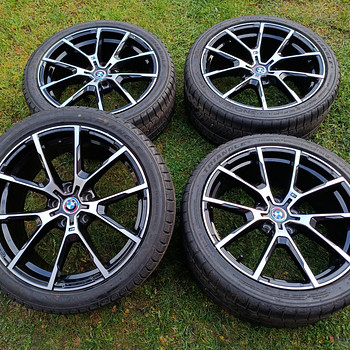 19 BMW erilaiad valuveljed lamellrehviga