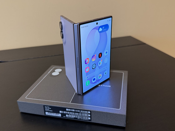 Samsung Galaxy Fold8, 256 ГБ, сиреневый