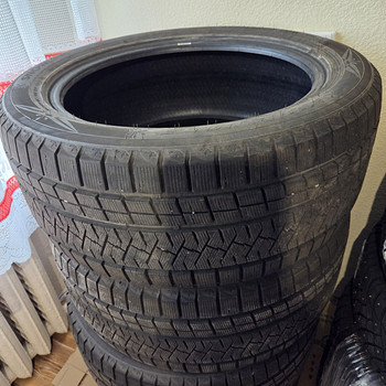 TRIANGLE SNOWLINK 275/45 R20
