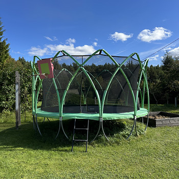 Батут Trampoline