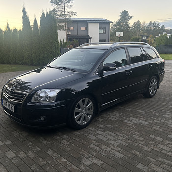 Toyota Avensis 2.0 108kW, 2008 a.