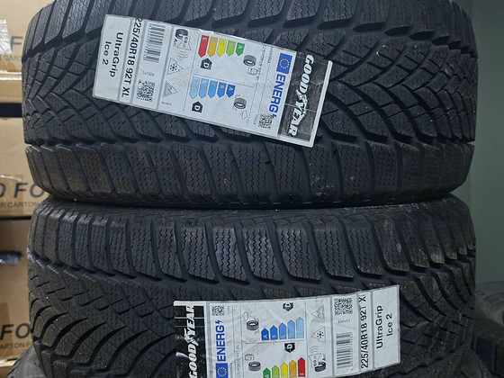 Шины R18 225/40 R18 Goodyear, 2 шт., новые нешипованные