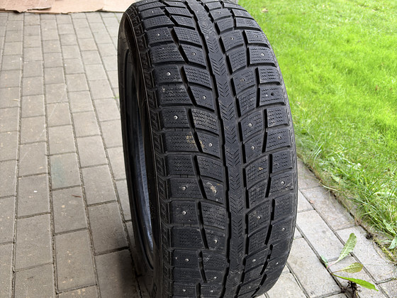 Шипованные шины Dynamo 235/55 R17