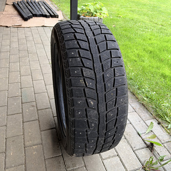 Шипованные шины Dynamo 235/55 R17