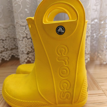 Жёлтые детские резиновые сапоги Crocs Handle 28-29(17,4)
