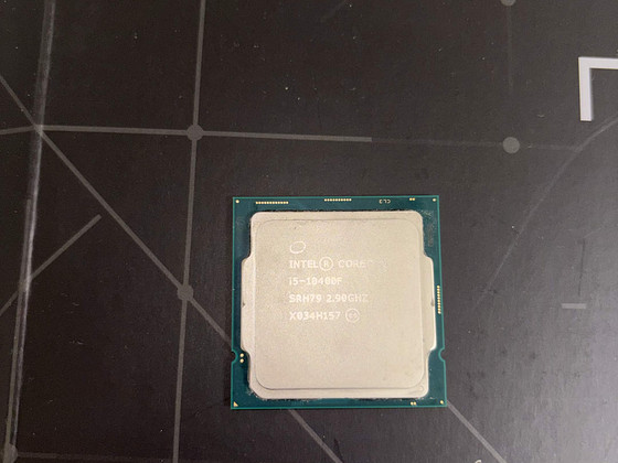 Процесор i5 10400f