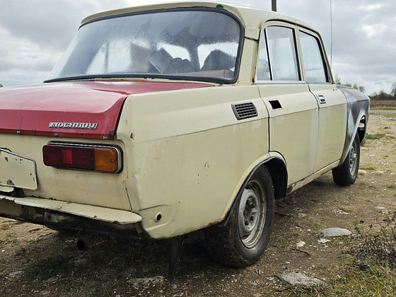 Moskvich 2140