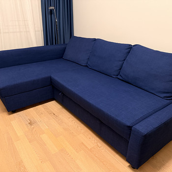 Nurgadiivanvoodi koos pesukastiga Ikea Friheten tumesinine