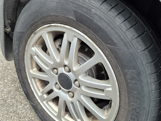Оригинальные диски Volvo 15" с летними шинами 195/65R15