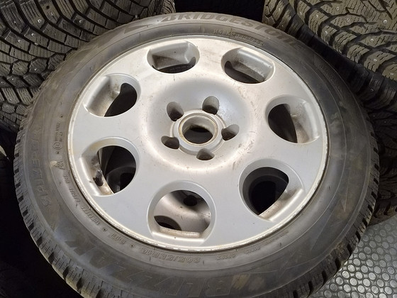 Оригинальные диски Audi 16" с шипованными шинами 205/55R16