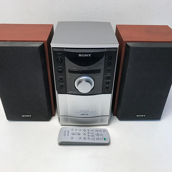 Sony retro muusikakeskus FM raadio cd kassett makk BT Usb