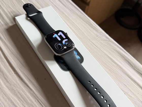 Apple Watch Series 11 GPS + Cellular 46mm Space Grey Alumini