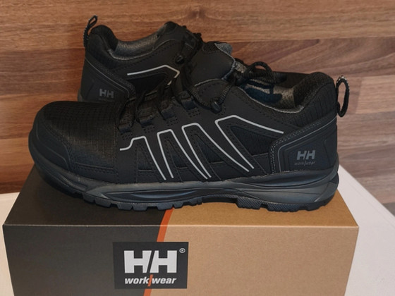 Turvajalanõud, Helly Hansen Manchester Low