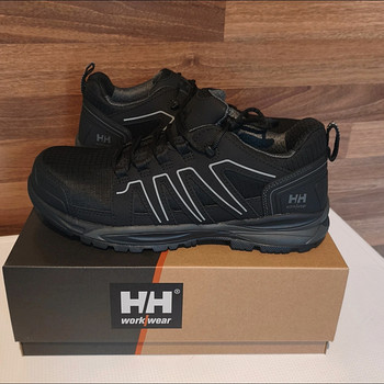 Turvajalanõud, Helly Hansen Manchester Low