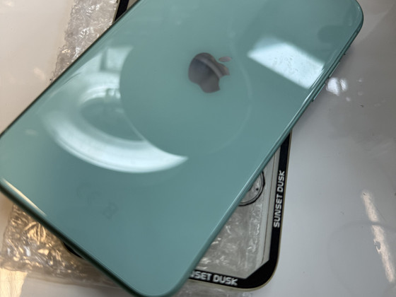 iPhone 11 64GB