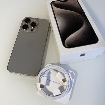 iPhone 15 Pro 256 ГБ Natural Titanium