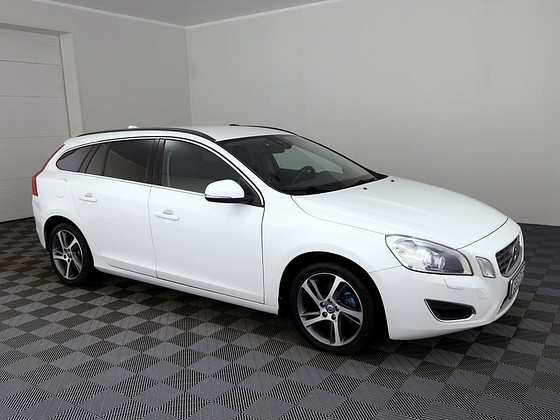 Volvo V60 Momentum ATM 1.6 D4 84kW