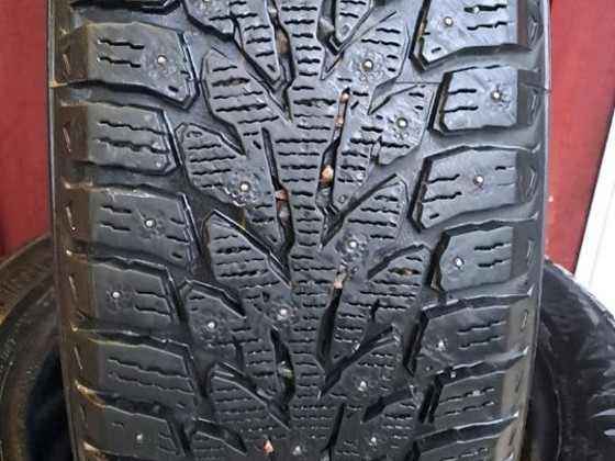 Шипованные шины 205 55 16, Kumho WinterCraft Ice WI32, 9 мм,