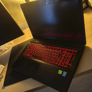 Gaming laptop
