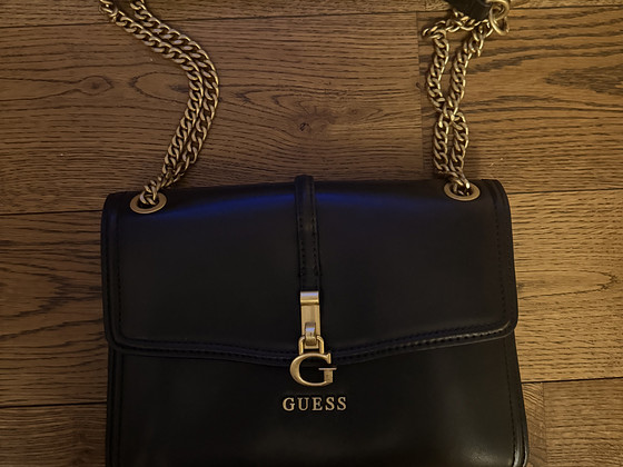 Guess женская сумка чёрная