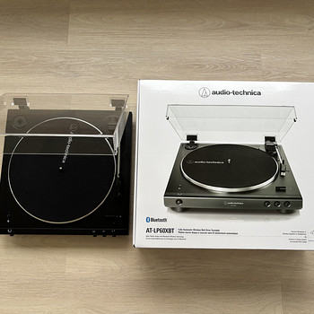 Vinüülimängija / Turntable Audio-Technica AT-LP60xBT