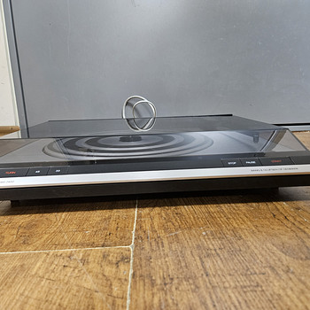 Bang & Olufsen Beogram 2400