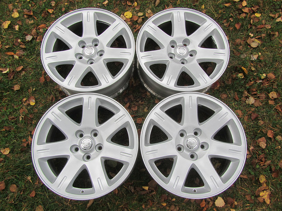 Оригинальные диски Chrysler 300 R17 5x115