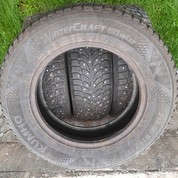 Шипованная резина kumho.