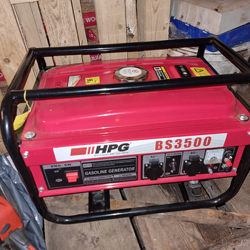 Bensiinigeneraator HPG BS3500 220V