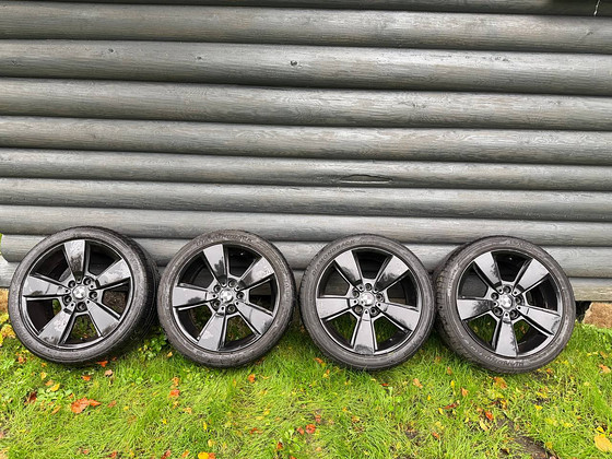 BMW диски и шины 5x120 R18, 245/40/18 проставки 15мм + болты