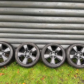 BMW диски и шины 5x120 R18, 245/40/18 проставки 15мм + болты